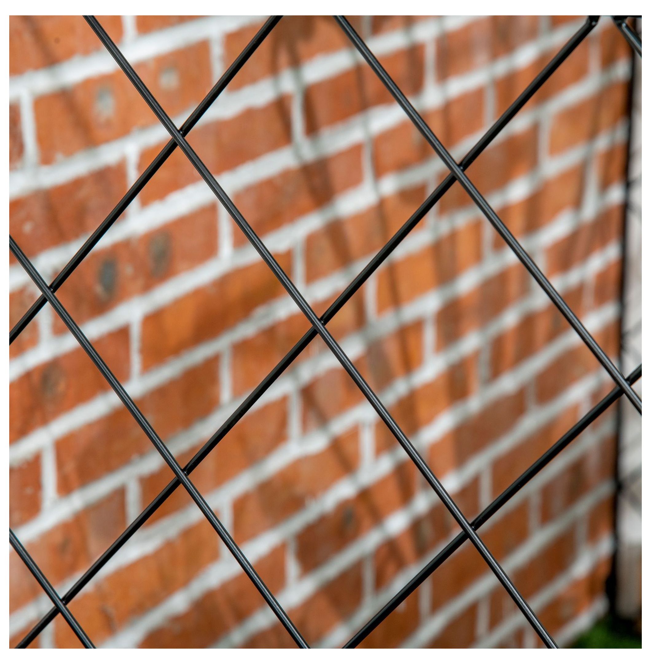 Metal Garden Fence 4-Pack, 11.5ft Outdoor Decorative Fence - Rust-Resistant Steel Border for Flower Beds, Animal Barrier, Patio Edging, Black