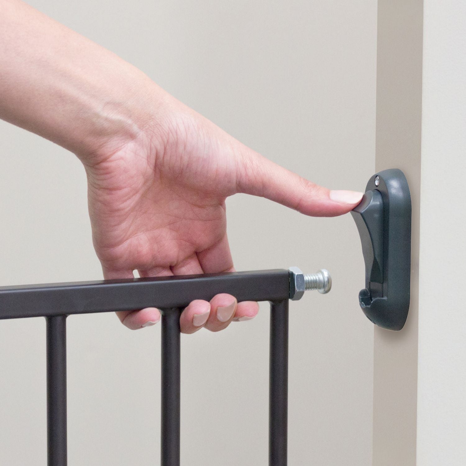 Bily Expandable Metal Baby or Pet Gate Bronze