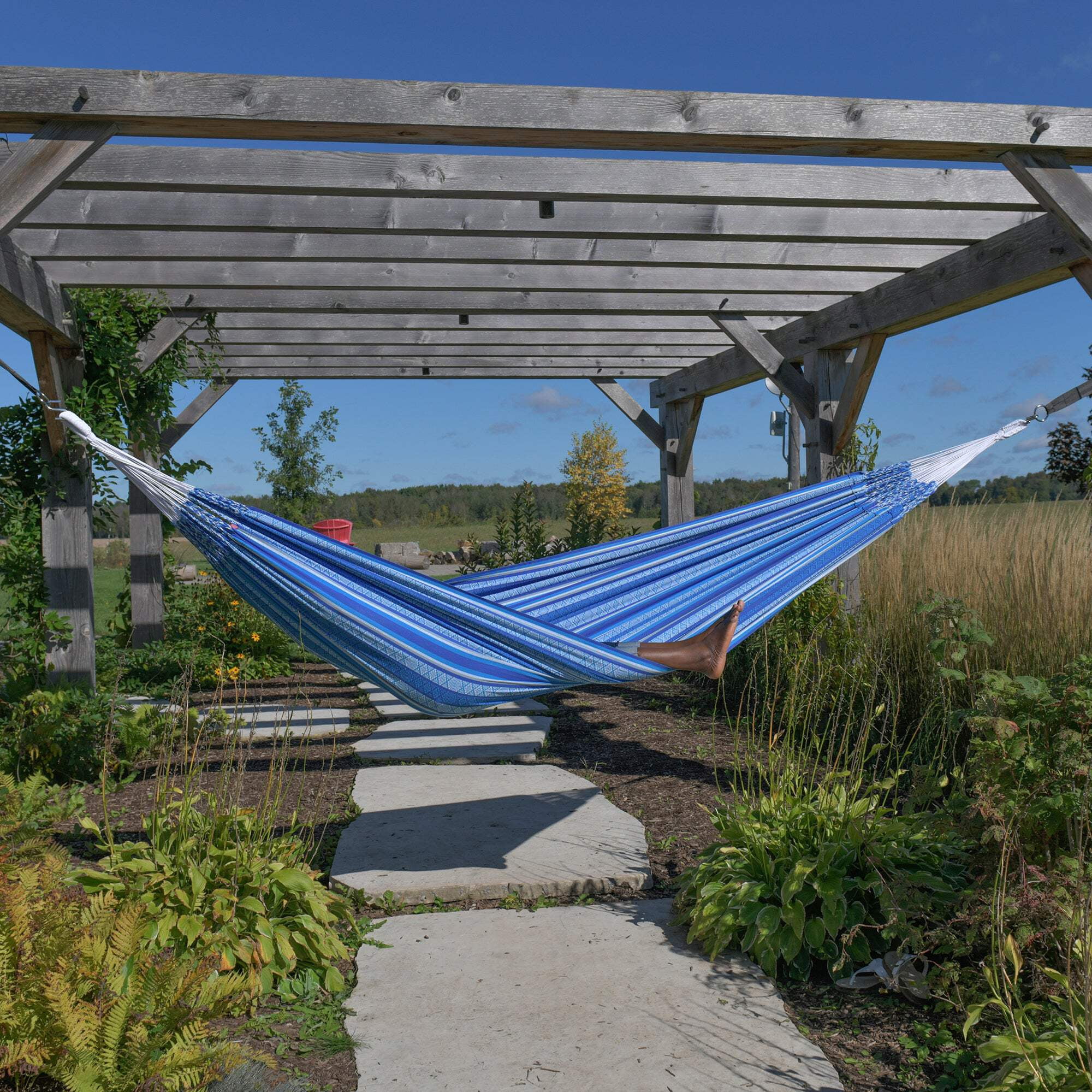 Vivere Latin Freestanding Hammock, Azul