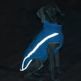 thumbnail image 4 of Abrigo para perros Chaqueta suave y cálida para mascotas Ropa impermeable para perros con tiras reflectantes y cremallera Chaleco de invierno para cachorros con orificio para el arnés Muyoka Hogar, 4 of 6