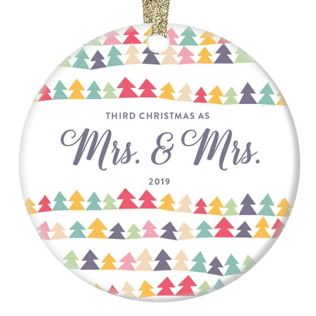 Third Anniversary Gift Ideas Three Years as Mrs & Mrs Ornament 2019 Gay Pride Decor Gift For Lesbian Wife 3rd Anniversary Present Idea Same-Sex Marriage Keepsake Yearly Dated Rainbow Tree Pattern Ceramic 3