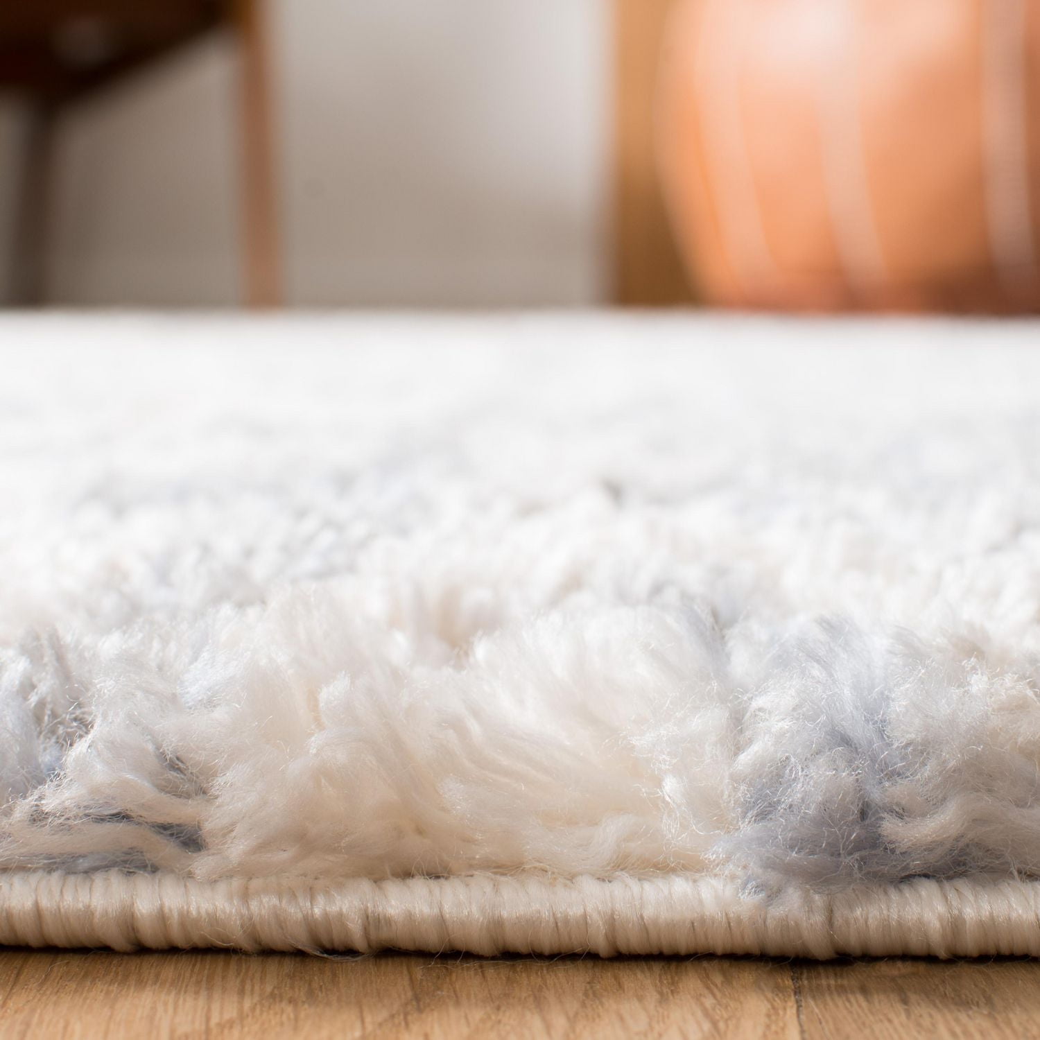 SAFAVIEH Berber Camillo Aztec Géométrique Shag