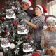 thumbnail image 3 of Adorno navideño 2021, Papá Noel con mascarilla, saco de transporte, adornos para árboles de Navidad, 3 of 3