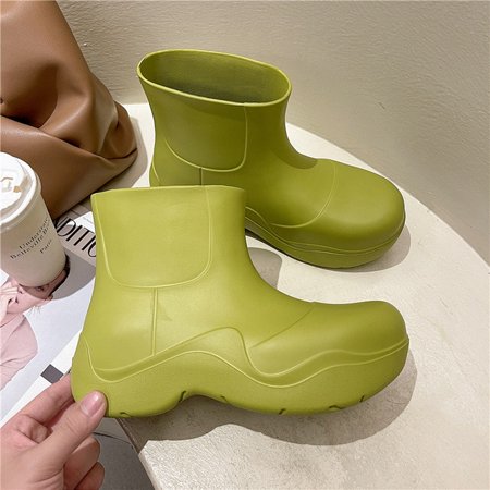 

CoCopeaunt Ultralight EVA Waterproof Women Rainboots Slip-on Thick Sole Big Toe Fashion Ladies Rain Shoes Solid Girls Platform Ankle Boots