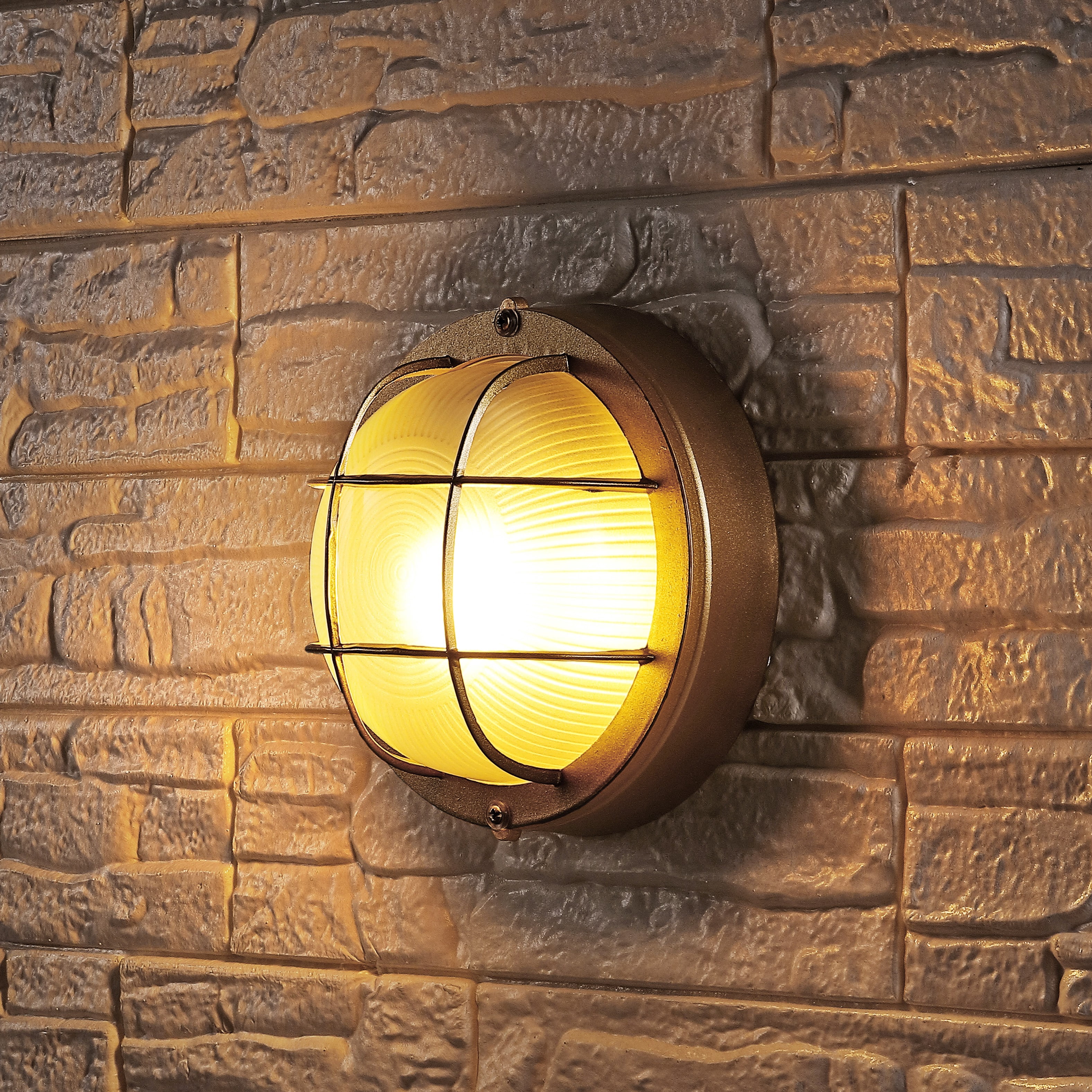 SAFAVIEH Elson Glam LED Powder Coating Gold Outdoor Wall Sconce (Set of 2)