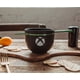 thumbnail image 4 of Juego de vajilla Xbox Series X con el logotipo de cerámica negra, 20 ml, 4 of 9