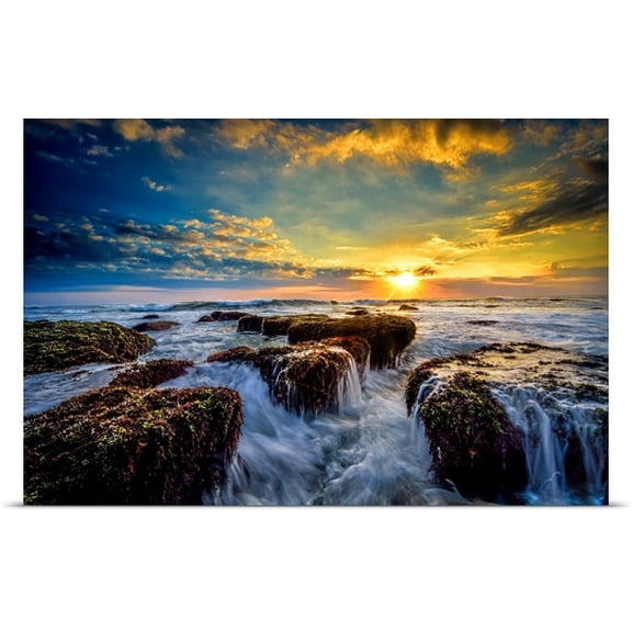 Great BIG Canvas Raung Binaia Poster Print entitled Sunrise over the Rocks