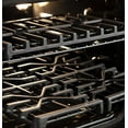 thumbnail image 6 of GE P2B940SEJSS 30 Inch Smart Freestanding Dual Fuel Range with Sealed Burners, 6 of 8