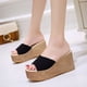 thumbnail image 2 of Zapatillas de cuña de verano para mujer, zapatillas tipo muffin, cómodas y ligeras, zapatillas de tacón alto, sandalias de una sola palabra, 2 of 6