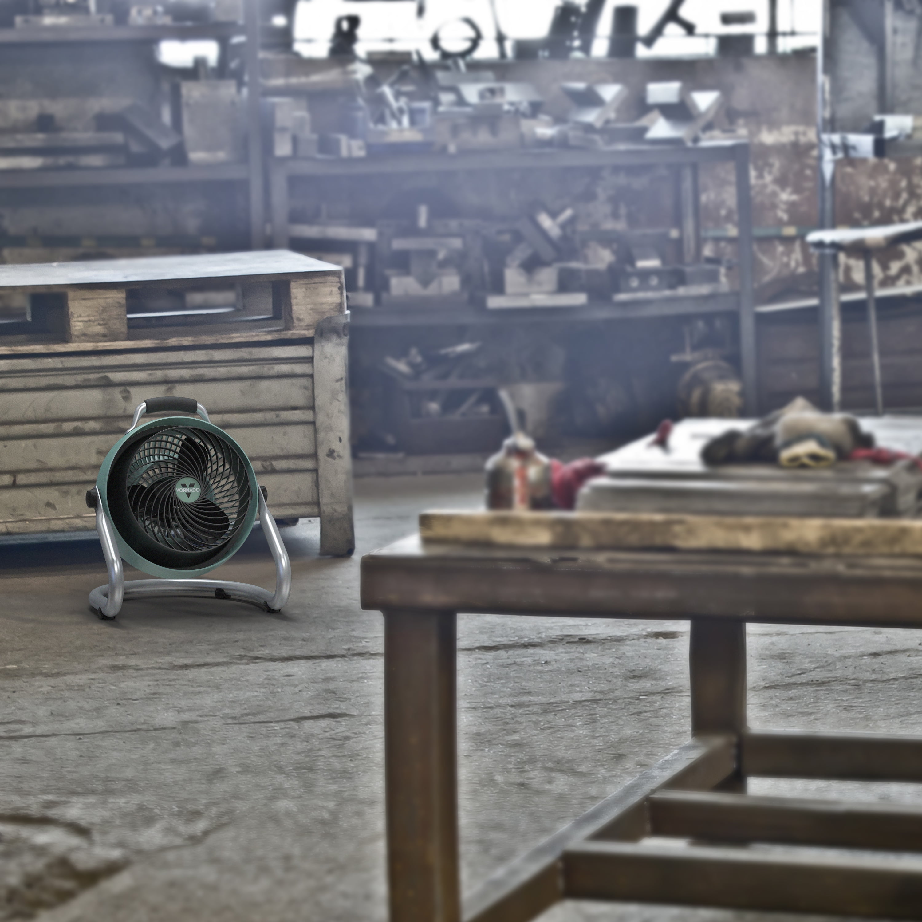 Vornado 293 Large Heavy Duty Air Circulator Shop Fan, Green, 16 In.