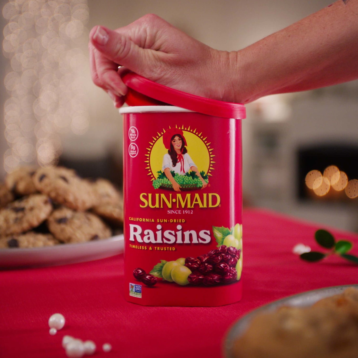 Sun-Maid California Sun-Dried Raisins, Dried Fruit Snack, 22.58 oz Canister
