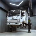 thumbnail image 4 of Rampa Automotriz Hantec 2 Postes Heavy Duty 14,300 Lbs 220V color Negro, 4 of 5