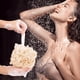 thumbnail image 5 of Esponja de ducha de baño – esponja suave y no dispersa de dos tonos, mullida de 4,7x4,7 pulgadas, espuma densa, bucle colgante de secado rápido, exfoliación suave para piel sensible, 5 of 7