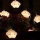 thumbnail image 4 of Guirnaldas de luces LED blancas, luz nocturna de cuento de hadas, guirnalda de pasillo de dormitorio, decoraciones navideñas para bodas, funciona con pilas (no incluidas) 3 metros 20 luces, 4 of 5