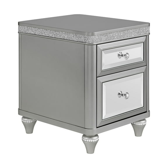 Picket House Furnishings Lavigne Chairside Table with Power/USB in Silver
