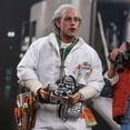 thumbnail image 4 of Figura Coleccionable Hot Toys Sixth Scale Figure Doc Brown Back To The Future HOT TOYS SIXTH SCALE FIGURE, 4 of 8
