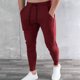 thumbnail image 1 of Pantalones deportivos de moda para hombre, con cordón ajustable y múltiples bolsillos, de poliéster y elastano., 1 of 8