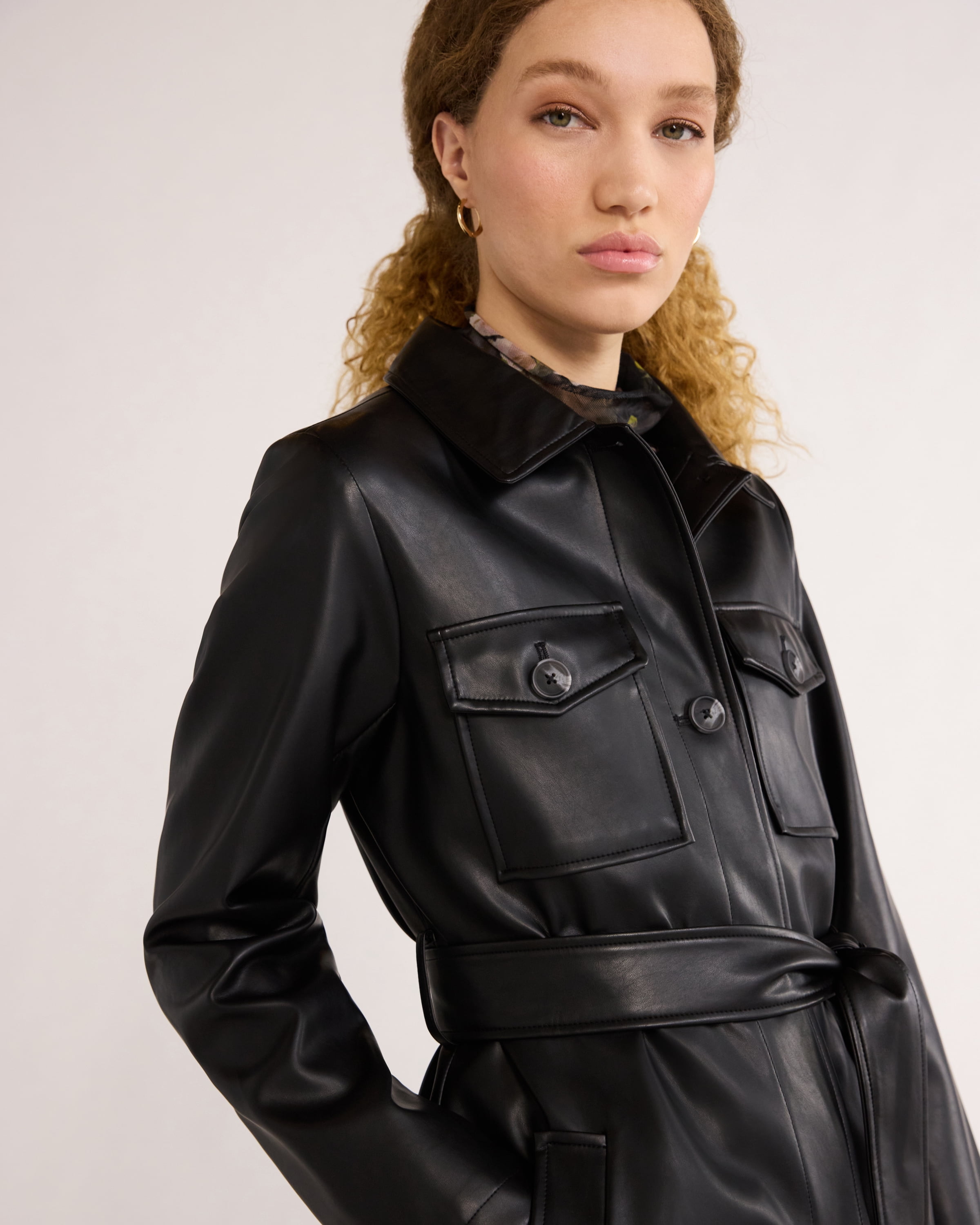 Time and Tru Women's and Women's Plus Faux Leather Cropped Belted Trench, Sizes XS-3X