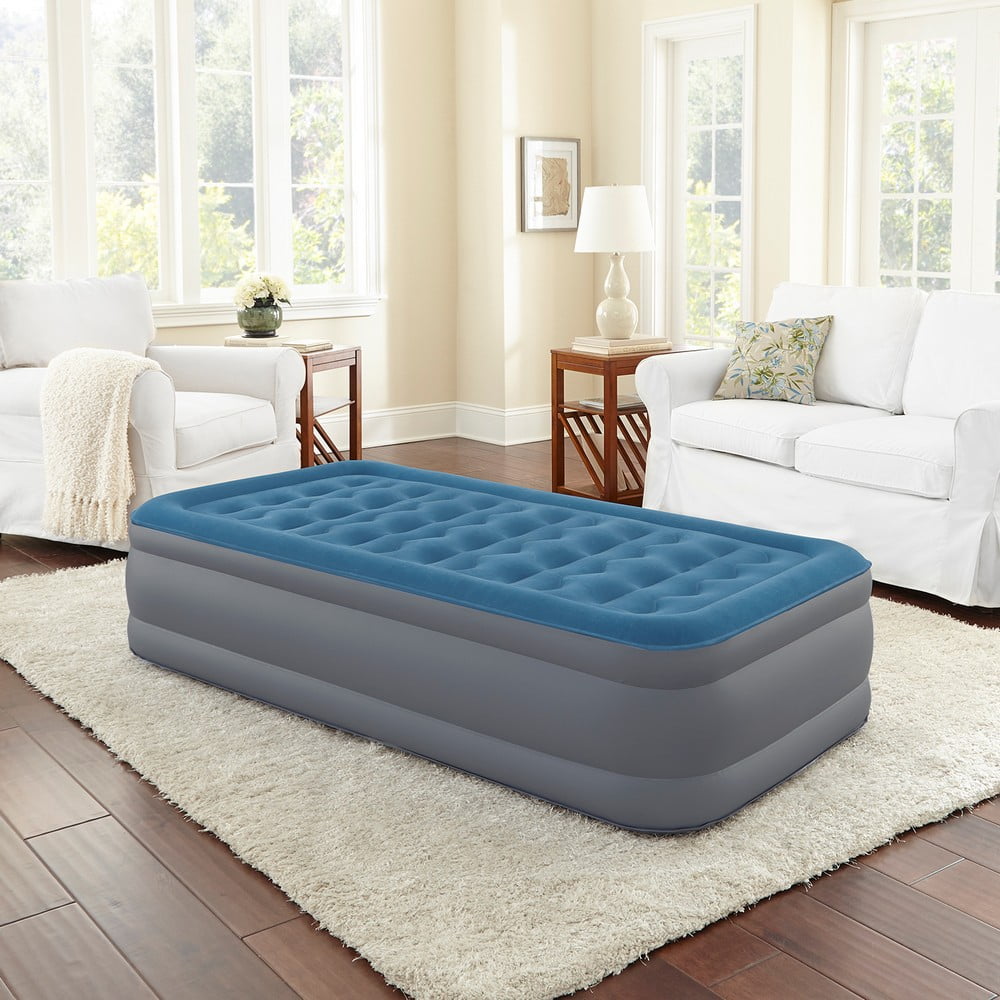 Beautyrest Silver® Extraordinaire™ 15" Twin Air Mattress with Builtin