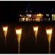 thumbnail image 4 of Juego de 4 luces decorativas para jardín, luces LED solares de llama de bambú, luces solares LED para exteriores para pasarelas y piscinas, 4 of 5