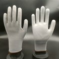 thumbnail image 1 of Guantes de trabajo blancos libres de polvo con revestimiento de dedos antiestático de nailon PU y revestimiento de inmersión en la palma, 1 of 5