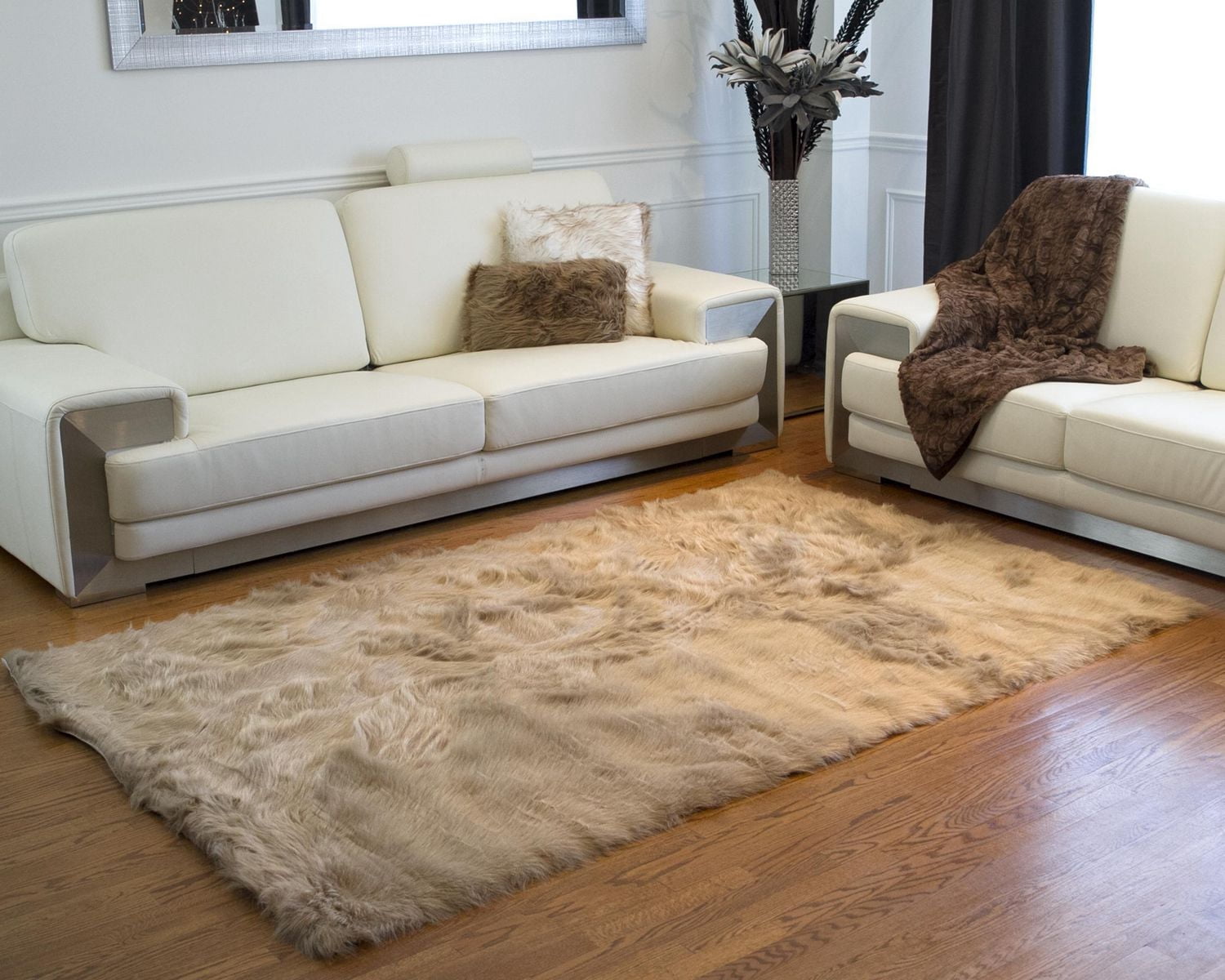 H-LUXE Hudson Faux Fur 5'X8' Rug