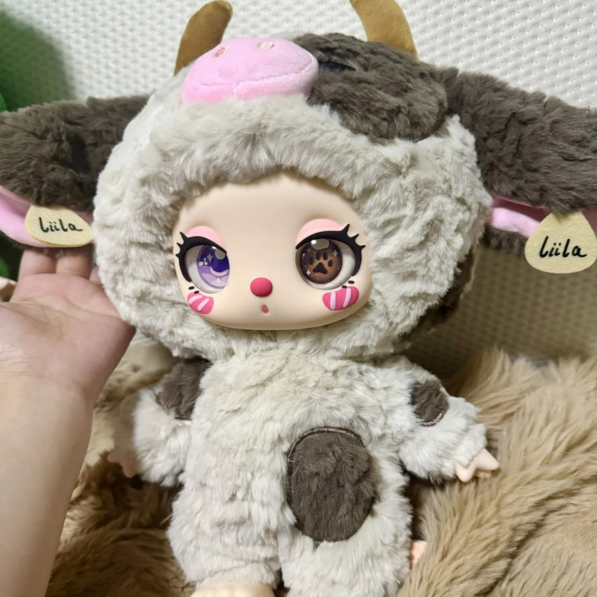 【新品】Liila's Zoo 600% 1体　セール中‼️ Original Liila Zoo Cat Liila 600% Authentic Vinyl Plush