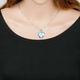 thumbnail image 1 of Pendentif Médaillon Cœur Gravé Élégant pour Femmes, 1 of 2