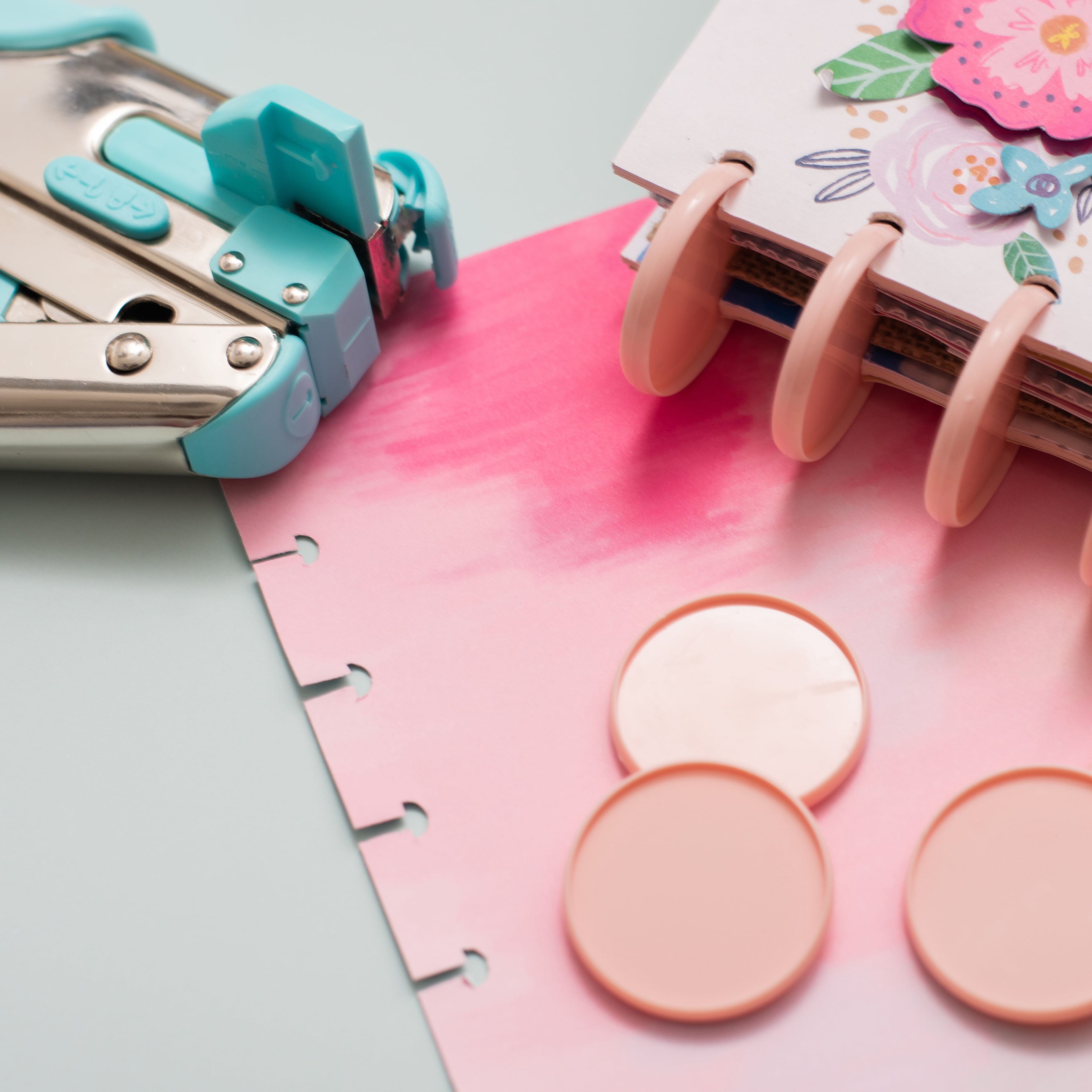 We R Memory Keepers® Crop-A-Dile Disc Power Punch™