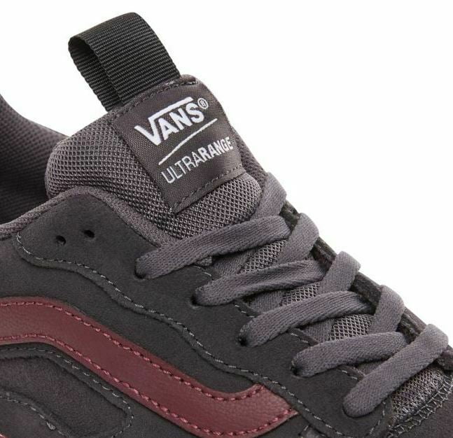 vans old skool x comme des garcons