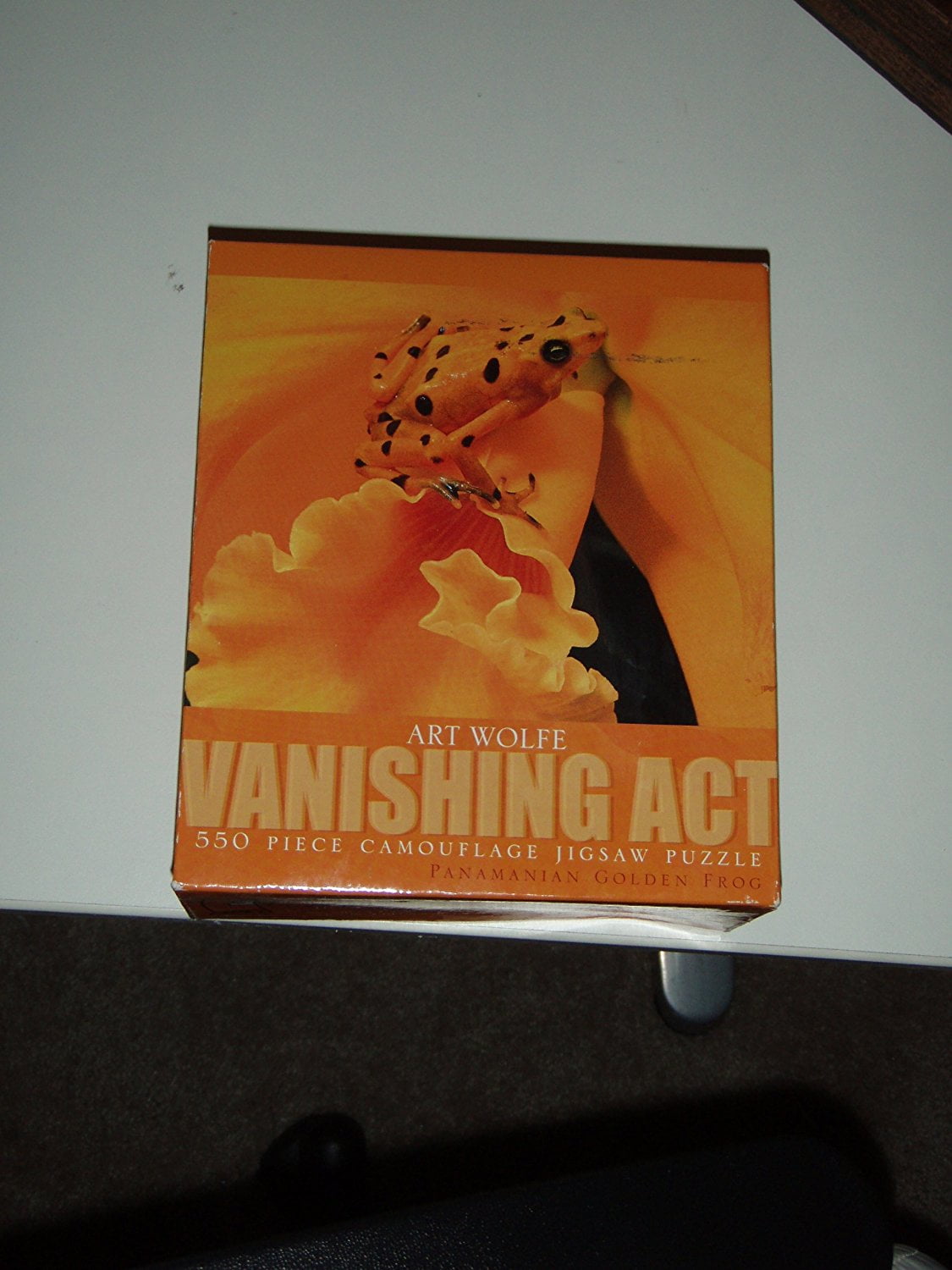 Art Wolfe Vanishing Act Puzzle SOLITARY LION 550 pc 