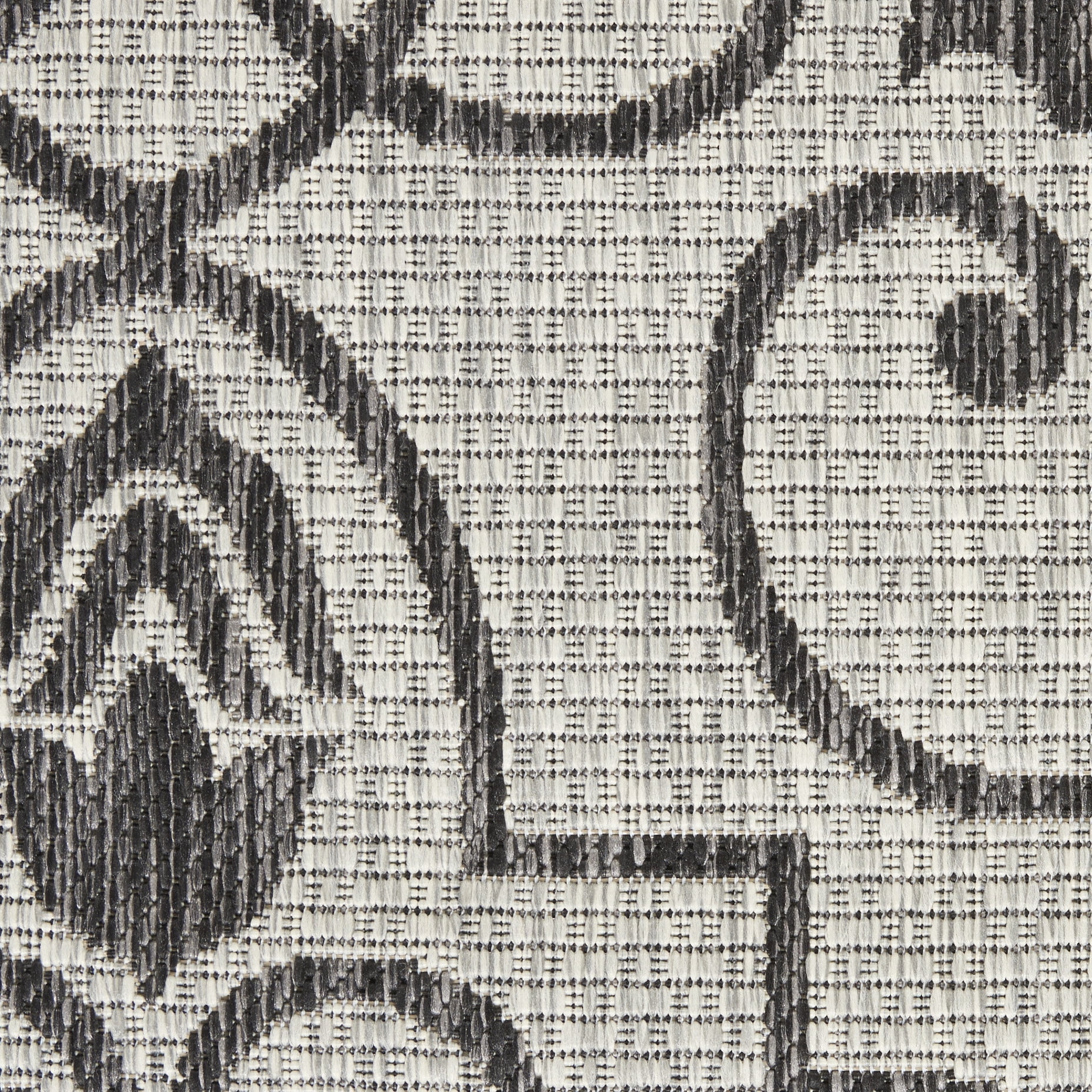 Nourison Garden Party Indoor/Outdoor Transitional Damask Ivory/Charcoal 2'2" x 3'9" Area Rug, (2' x 4')