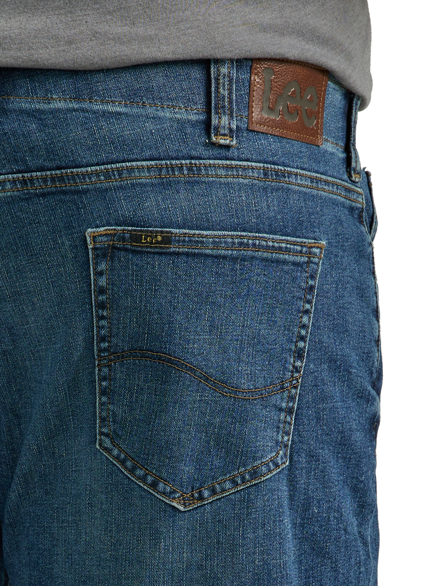 Lee Men’s and Big Men’s Extreme Motion Straight Fit Tapered Leg Jeans