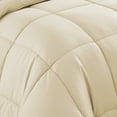 thumbnail image 4 of Set de edredón Sweet Home Collection Beige Queen, 7 piezas, 4 of 6