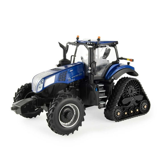ERTL 1/32 New Holland T8.435 Smartrax with PLM Intelligence 13944