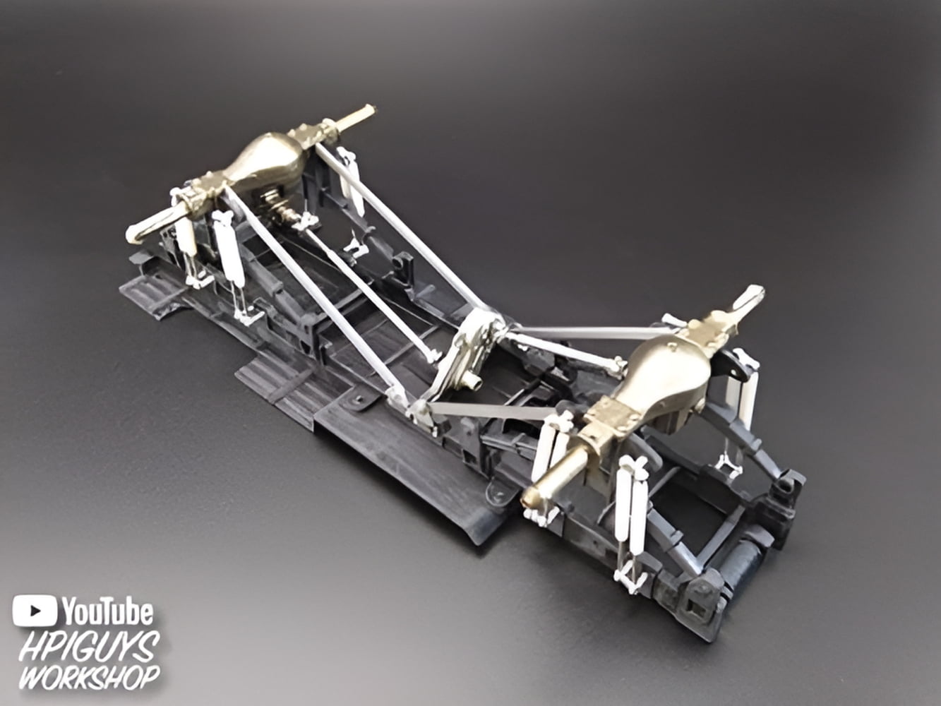 AMT 1252 USA-1 Chevy Silverado Monster Truck 1/25 scale