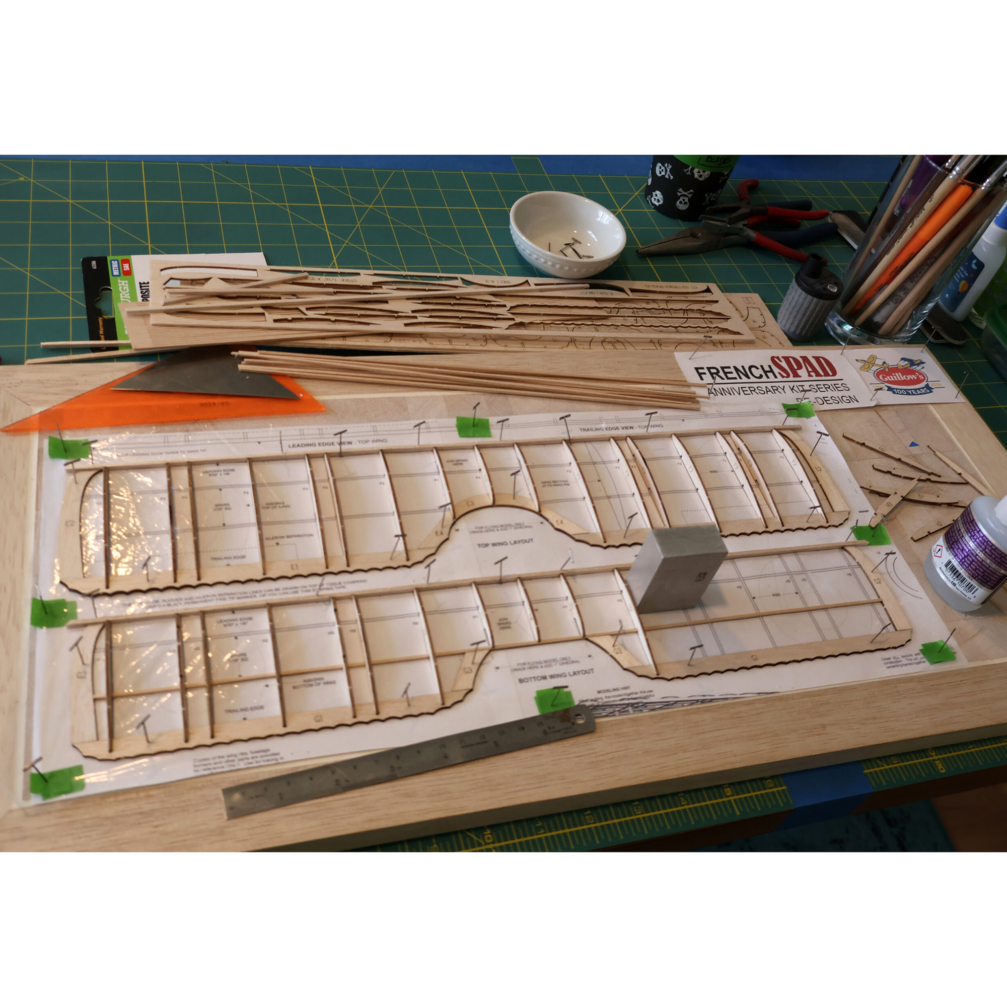 Guillow's: Balsa Work Board - 36" Large - Flat Stable Surface, Crafting Station To Build Model Planes & Pin Parts, Quality End-Grain, 36 x 12 x .75"