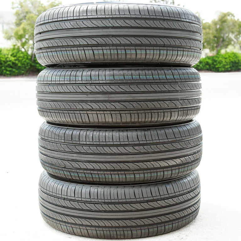 Rio GT Radial Champiro Ecotec 195/60R16 89H All Season Tires