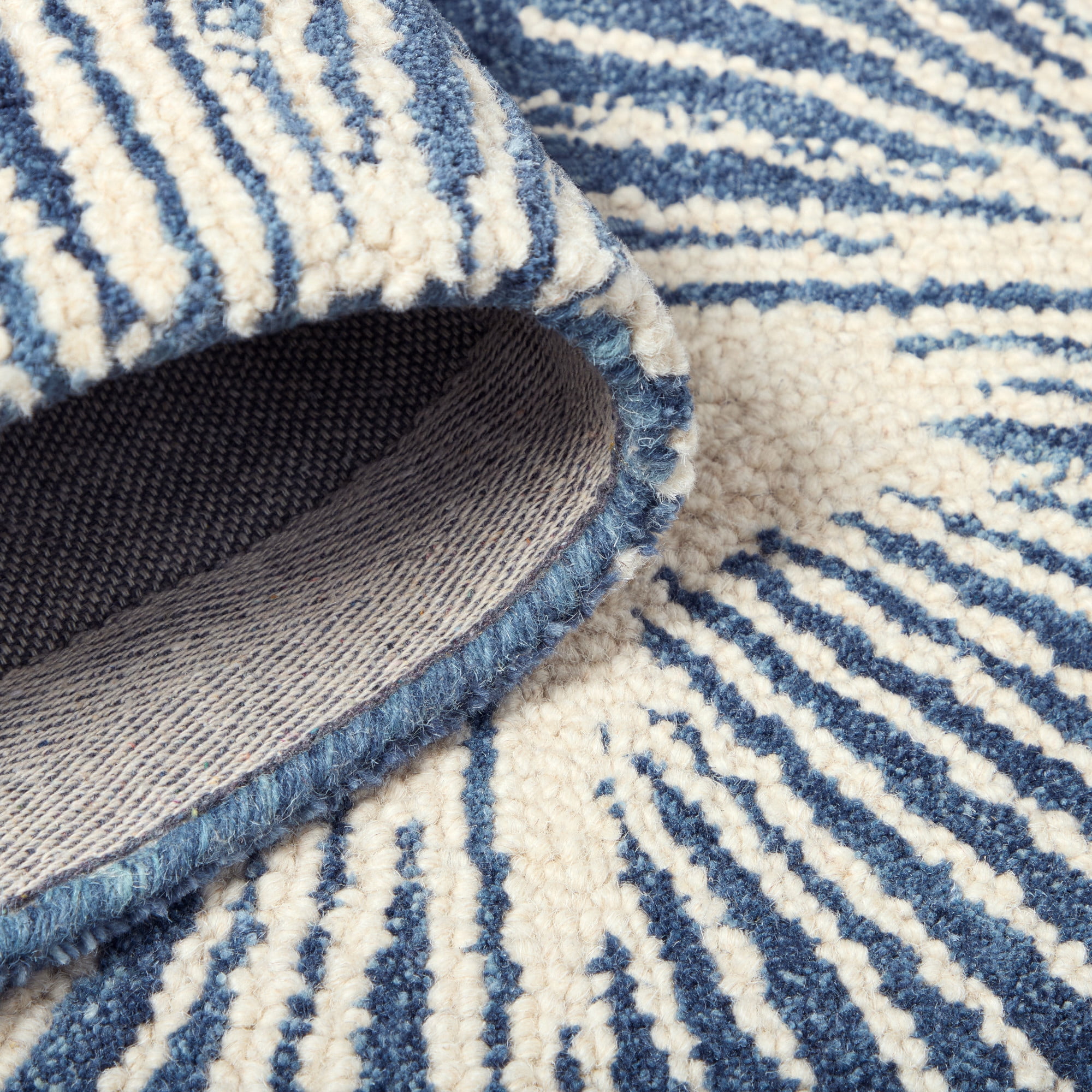 NICOLE MILLER NEW YORK Kendall Slinky Geo Handcrafted Runner Area Rug, 100% Wool Rug, Navy Blue, 2'5"x7"