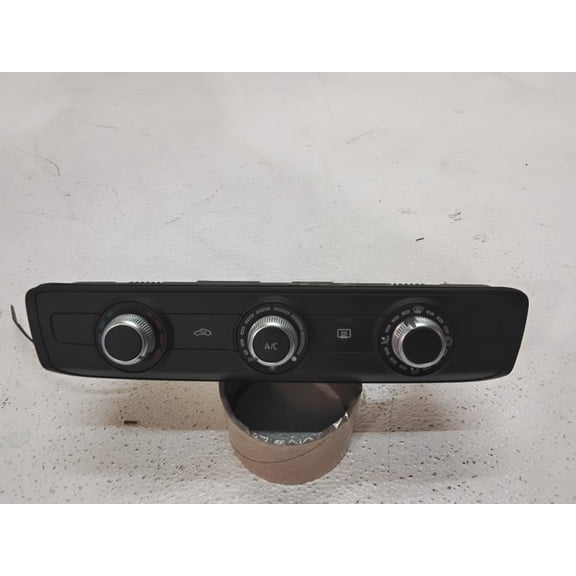 Pre-Owned 2015 Audi A3 AC/Heater Temperature Control Unit 8V0 820 047 D OEM - Verify Specific Vehicle Fitment In Description - (Good)