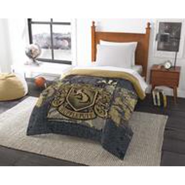 Harry Potter Magic House Hufflepuff Twin/Full Comforter