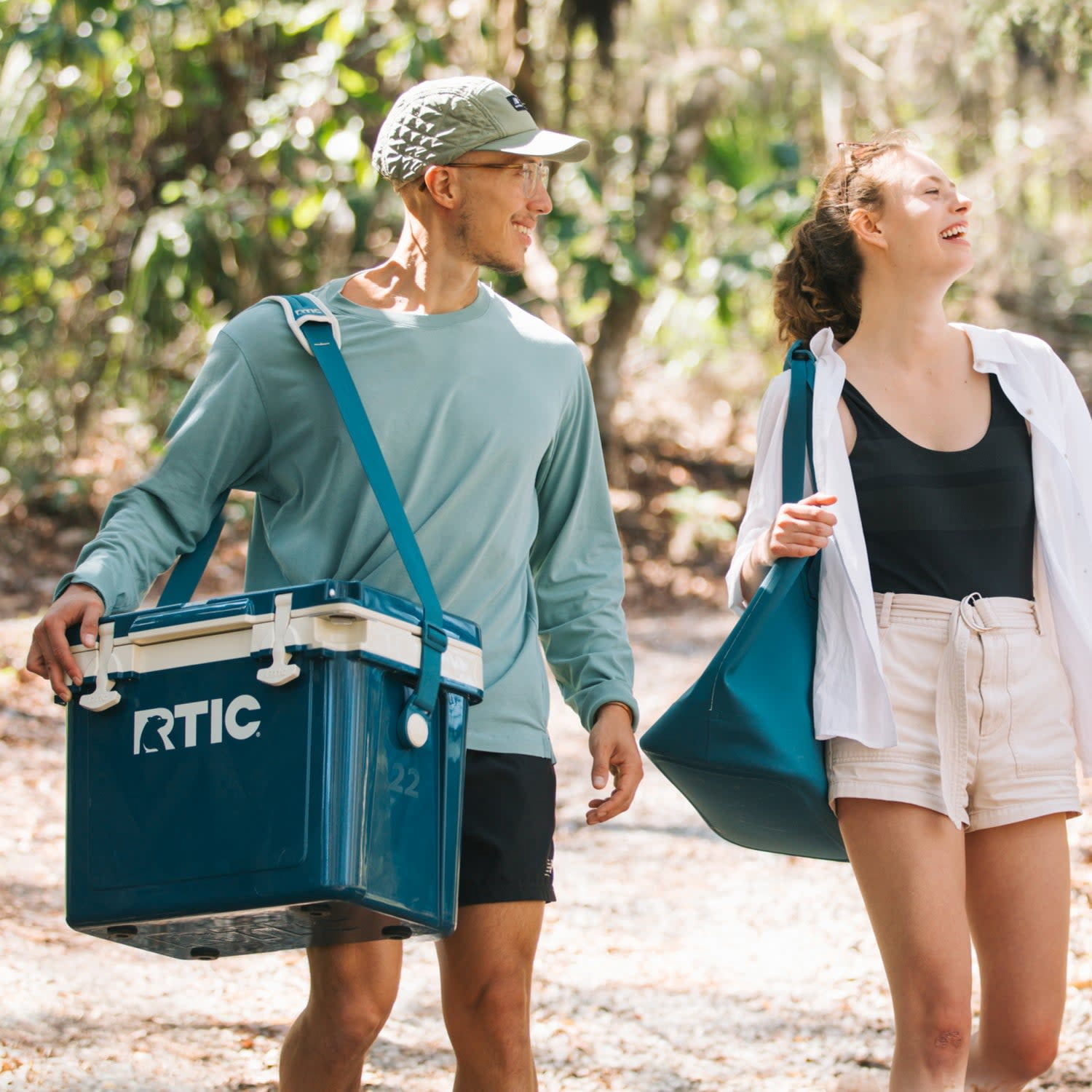 RTIC 22 QT Hard-Sided Cooler, Fits 30 Cans or 8 Wine Bottles, Cool Grey & Navy
