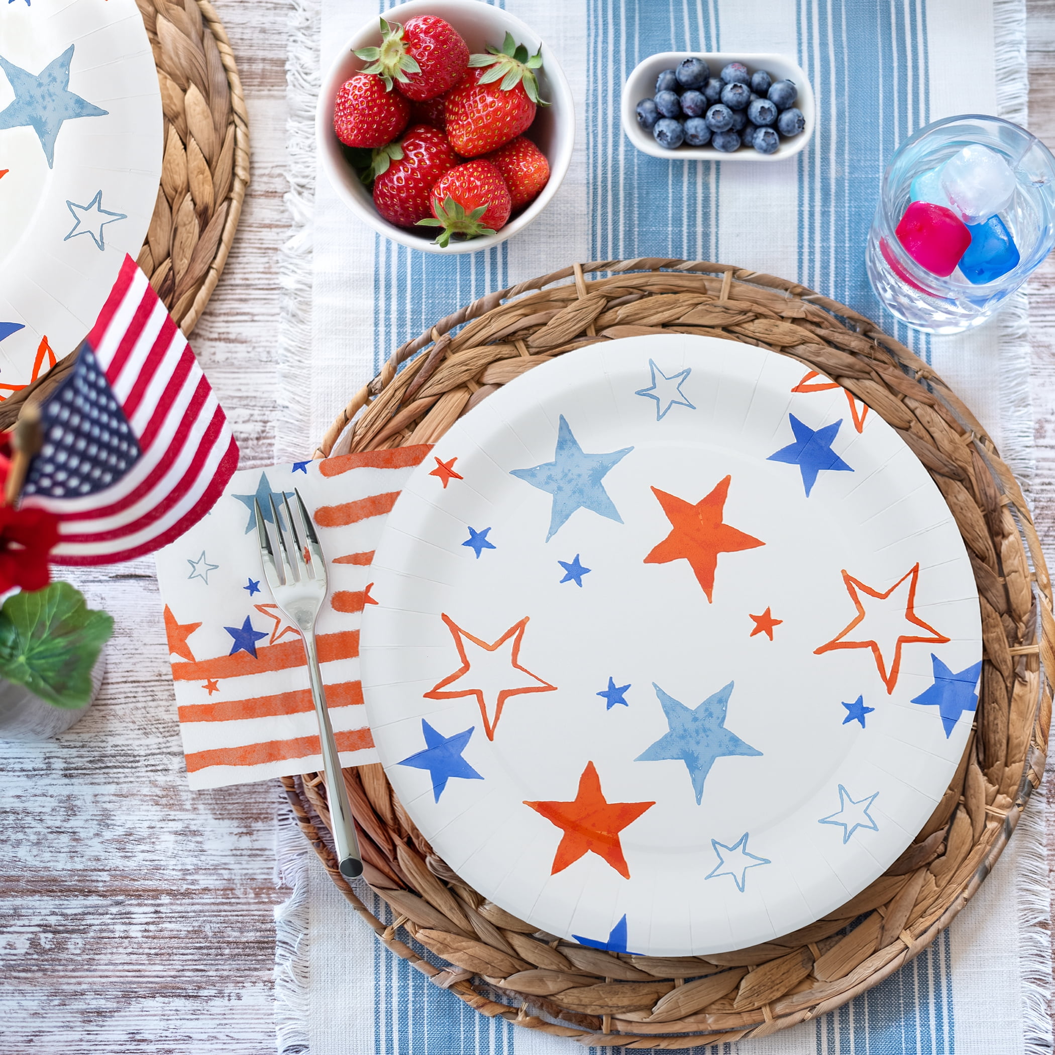 Red/White/Blue Stars Disposable Paper Plates, 10", 8 Count, Patriotic by Way To Celebrate