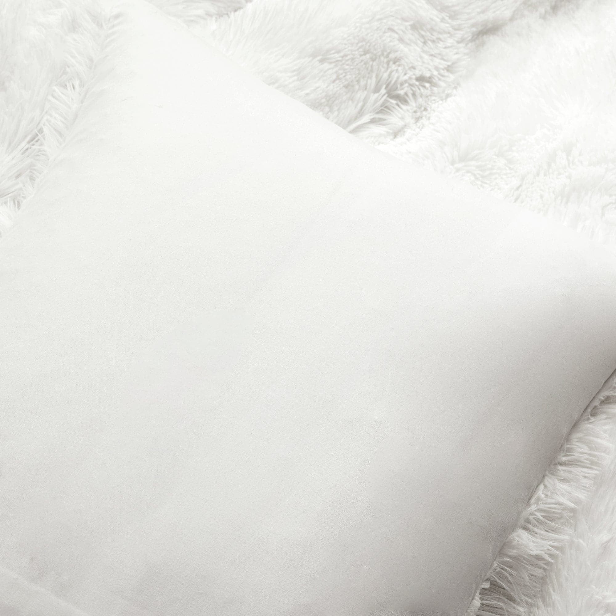Lush Decor Emma Faux Fur Duvet Cover - Light Gray - Full/Queen