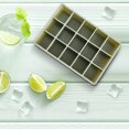 thumbnail image 5 of Bandejas de hielo apilables con tapas,juego de bandejas de fácil liberación para el congelador de la cocina,bandejas prácticas para moldear y almacenar cubitos de hielo, 5 of 5