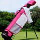 thumbnail image 4 of Juego De Club Infantil De 5 Piezas, Juego De Entrenamiento De Club De Hierro Y Putter De Madera Junior De aleación Con Bolsa De Soporte Y Fundas Para La Cabeza Para Niños Y, 4 of 8