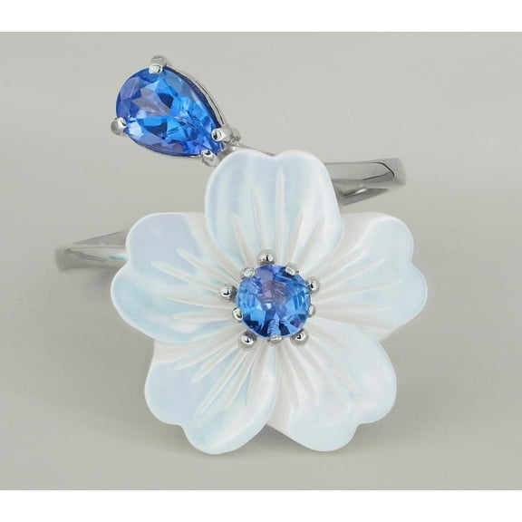10k White Gold Plated Blue Sapphire Ring – Flower Shape Women’s Fashion Jewelry Gift for Her