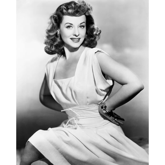 Paulette Goddard 1946 Photo Print (8 x 10)