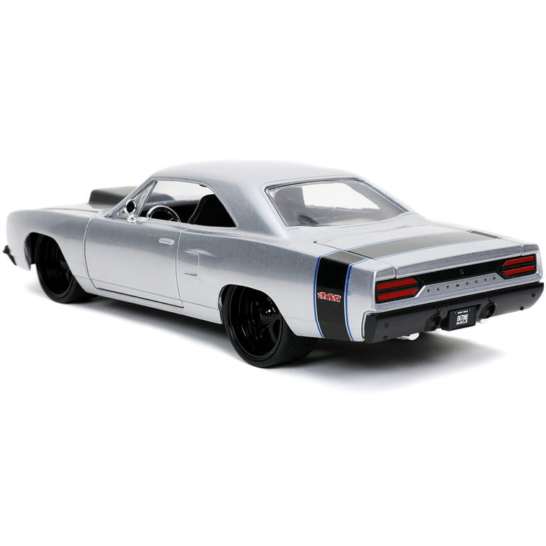 1970 Plymouth RoadRunner 440 Silver Metallic with Black