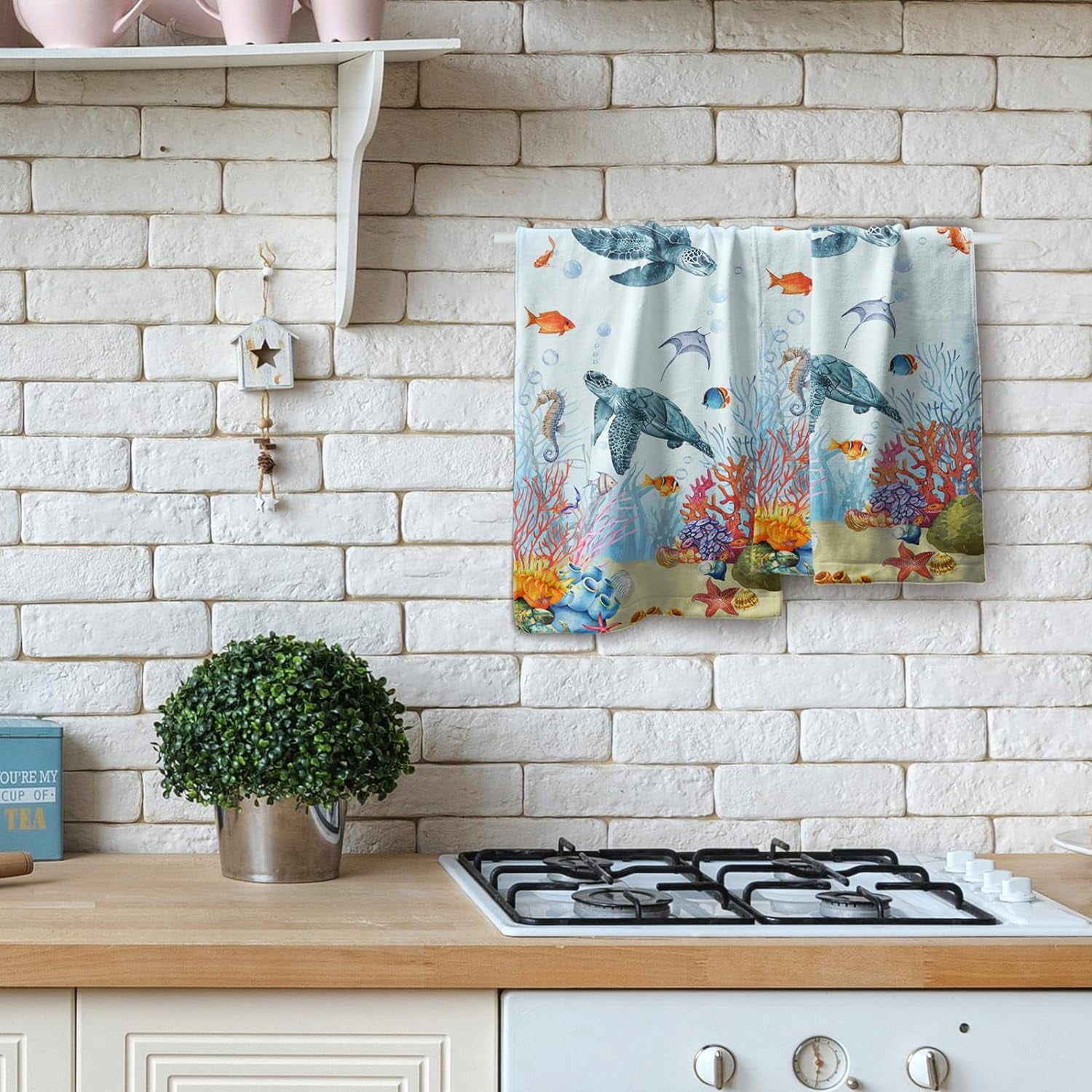 Ocean Sea Turtle Hand Towels Set of 2 Tropical Fish Coral Fingertip Bath Towel Soft Kitchen Washcloth for Bathroom Laundry Room Spa Decor